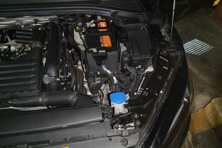 Used Volkswagen Lamando 2023 Lavida L 280TSI DSG Cool & Spicy Edition Engine Bay Left