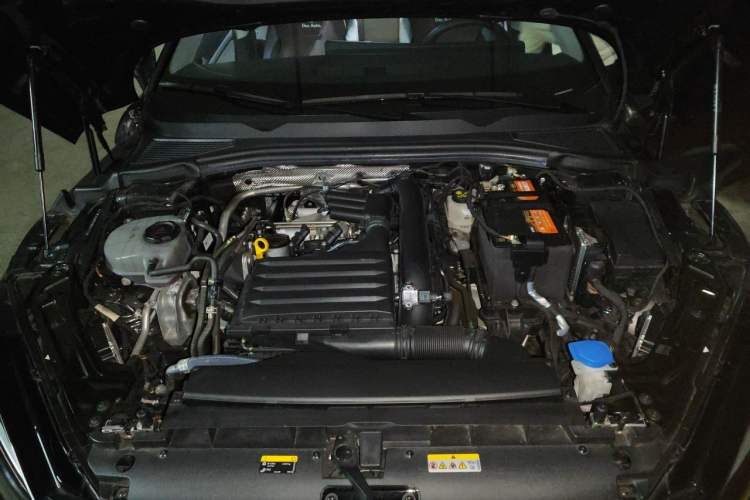 Used Volkswagen Lamando 2023 Lavida L 280TSI DSG Cool & Spicy Edition Engine Bay