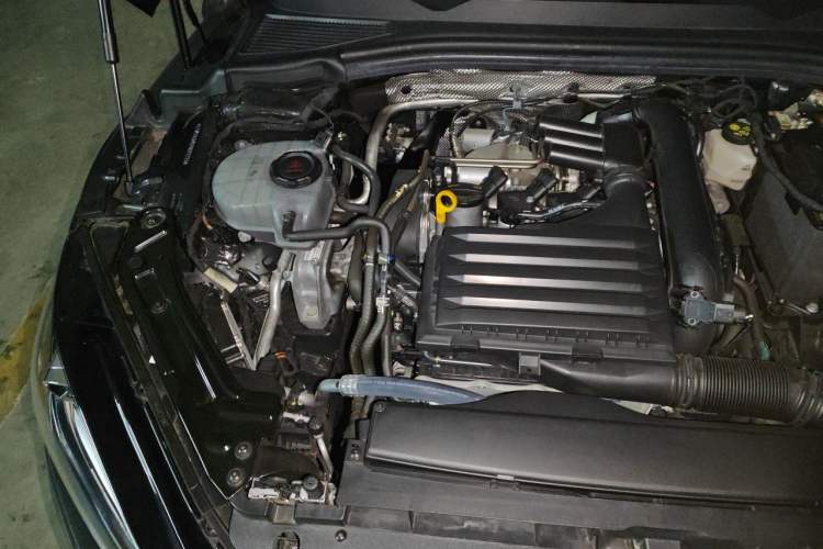 Used Volkswagen Lamando 2023 Lavida L 280TSI DSG Cool & Spicy Edition Engine Bay Right