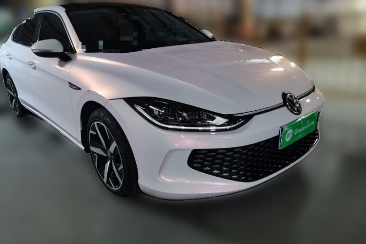 Used Volkswagen Lamando 2023 Lavida L 280TSI DSG Cool & Spicy Edition Front Right 45 Deg