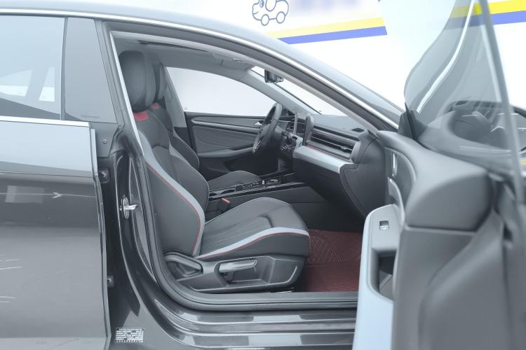 Used Volkswagen Lamando 2023 Lavida L 280TSI DSG Cool & Spicy Edition Right Front Seat