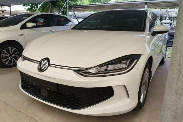 Used Volkswagen Lamando 2023 Lavida L 280TSI DSG Spicy Edition Guazi used car, China used car export, Used car for sale, Used Volkswagen cars, Cheapest cars for sale