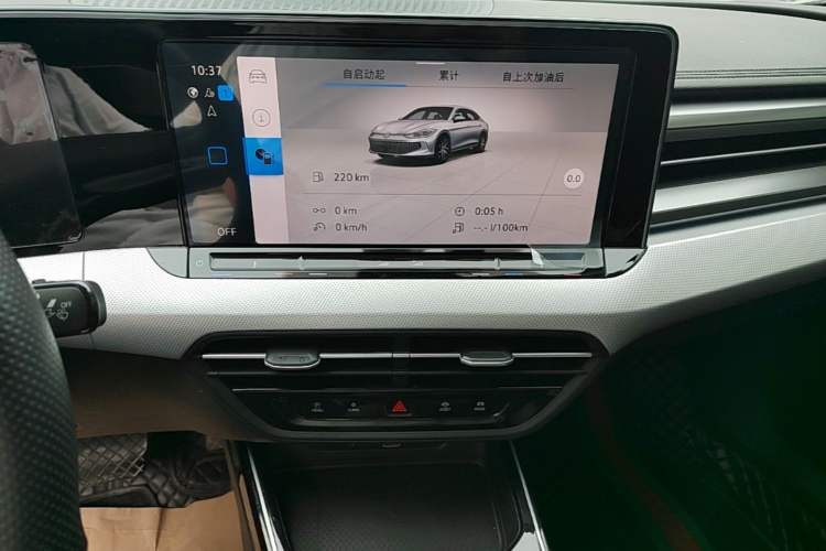 Used Volkswagen Lamando 2023 Lavida L 280TSI DSG Cool & Spicy Edition Audio And AC Panel