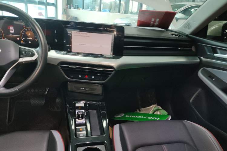 Used Volkswagen Lamando 2023 Lavida L 280TSI DSG Spicy Edition Audio And AC Panel