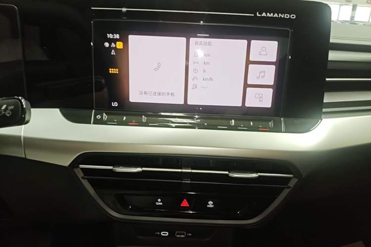 Used Volkswagen Lamando 2023 Lavida L 280TSI DSG Spicy Edition Audio And AC Panel