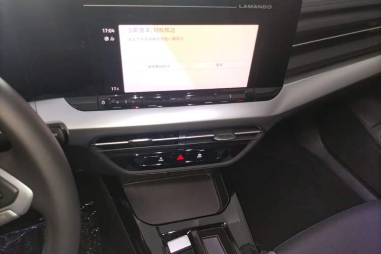 Used Volkswagen Lamando 2023 Lavida L 280TSI DSG Spicy Edition Audio And AC Panel