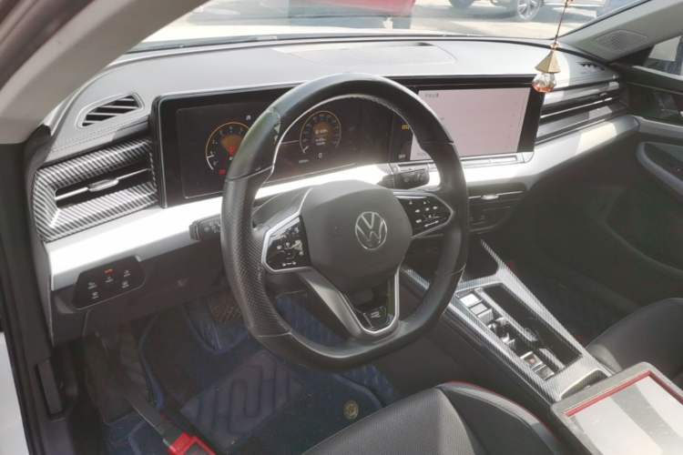 Used Volkswagen Lamando 2023 Lavida L 280TSI DSG Cool & Spicy Edition Center Console