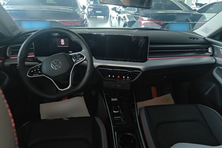 Used Volkswagen Lamando 2023 Lavida L 280TSI DSG Cool & Spicy Edition Center Console