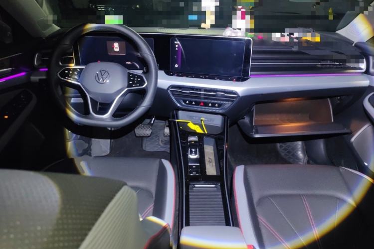 Used Volkswagen Lamando 2023 Lavida L 280TSI DSG Cool & Spicy Edition Center Console