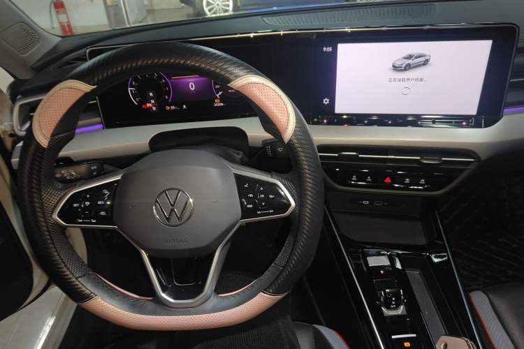 Used Volkswagen Lamando 2023 Lavida L 280TSI DSG Cool & Spicy Edition Center Console
