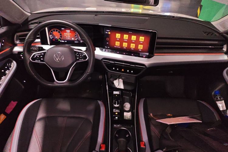 Used Volkswagen Lamando 2023 Lavida L 280TSI DSG Cool & Spicy Edition Center Console