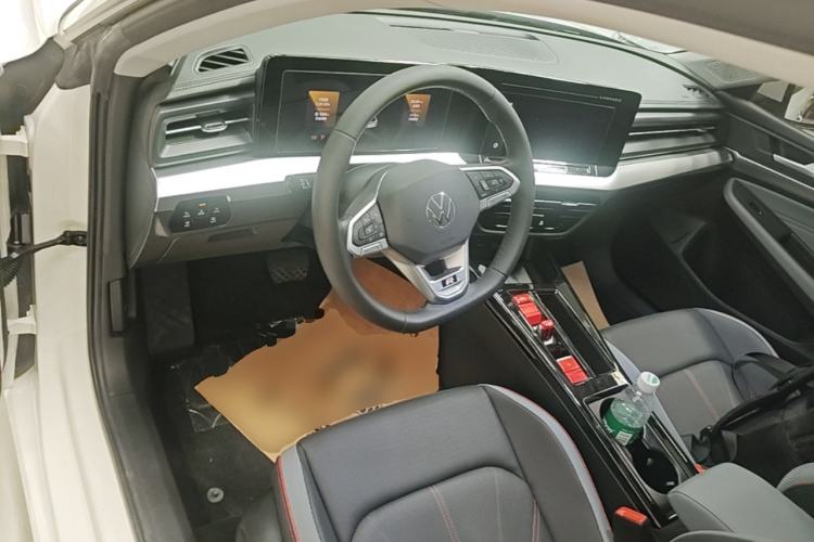 Used Volkswagen Lamando 2023 Lavida L 280TSI DSG Spicy Edition Center Console