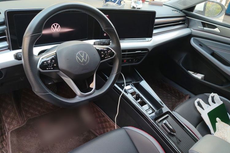 Used Volkswagen Lamando 2023 Lavida L 280TSI DSG Cool & Spicy Edition Center Console