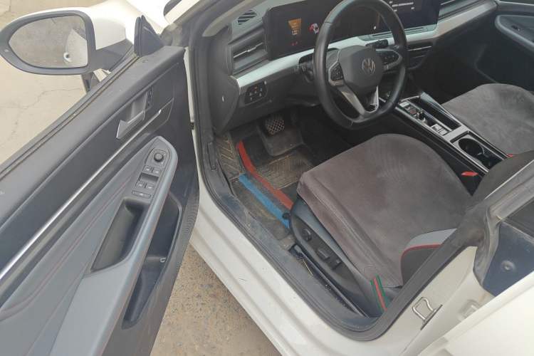 Used Volkswagen Lamando 2023 Lavida L 280TSI DSG Spicy Edition Driver Seat