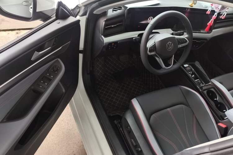 Used Volkswagen Lamando 2023 Lavida L 280TSI DSG Spicy Edition Driver Seat
