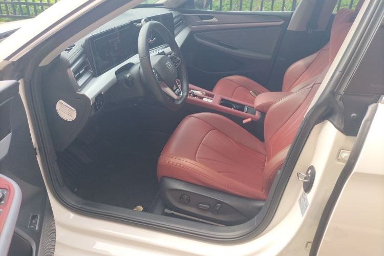 Used Volkswagen Lamando 2023 Lavida L 280TSI DSG Cool & Spicy Edition Driver Seat