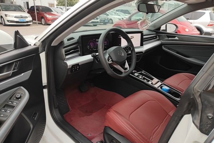 Used Volkswagen Lamando 2023 Lavida L 280TSI DSG Cool & Spicy Edition Driver Seat