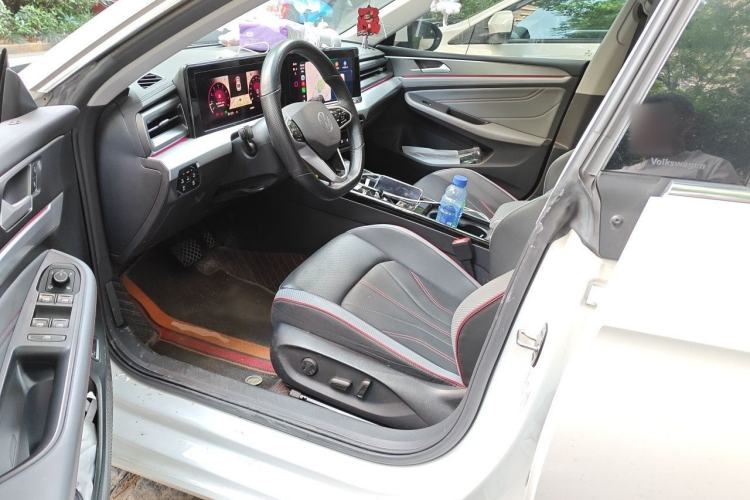 Used Volkswagen Lamando 2023 Lavida L 280TSI DSG Cool & Spicy Edition Driver Seat