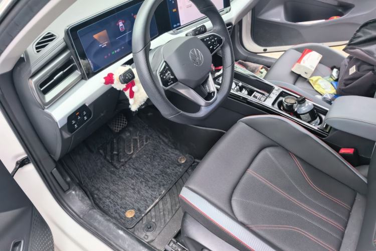 Used Volkswagen Lamando 2023 Lavida L 280TSI DSG Cool & Spicy Edition Driver Seat