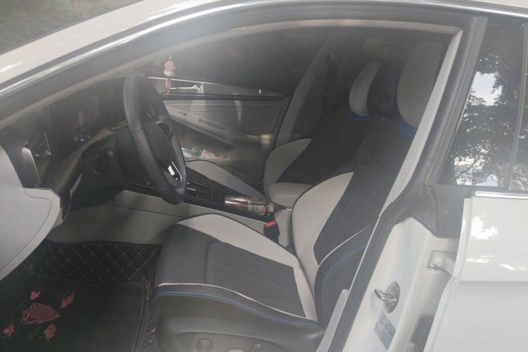 Used Volkswagen Lamando 2023 Lavida L 280TSI DSG Cool & Spicy Edition Driver Seat