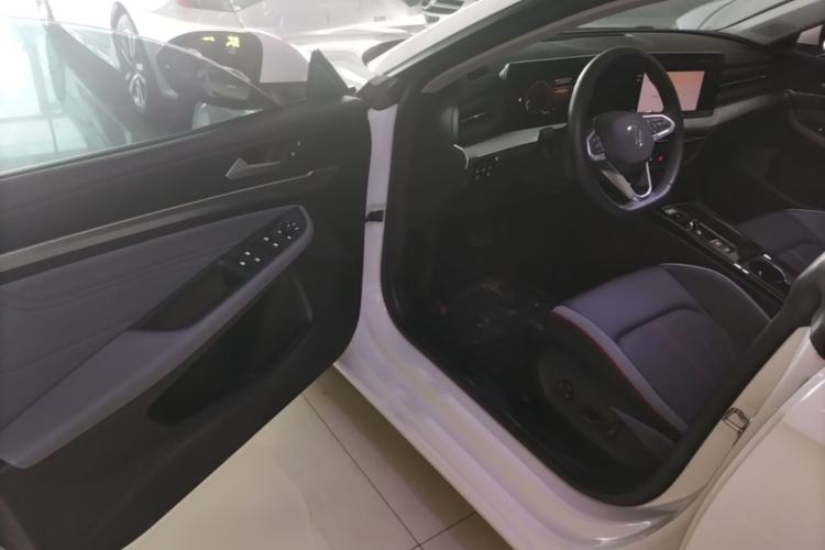 Used Volkswagen Lamando 2023 Lavida L 280TSI DSG Spicy Edition Driver Seat