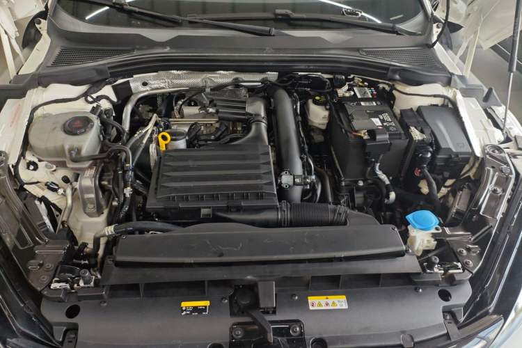 Used Volkswagen Lamando 2023 Lavida L 280TSI DSG Cool & Spicy Edition Engine Bay
