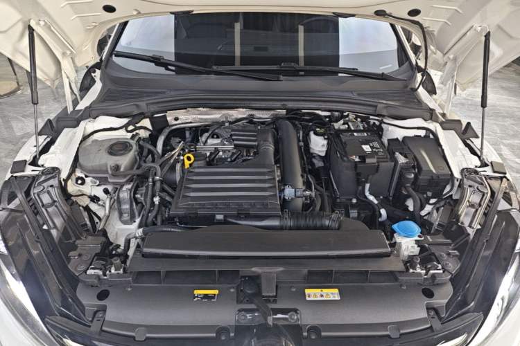 Used Volkswagen Lamando 2023 Lavida L 280TSI DSG Cool & Spicy Edition Engine Bay