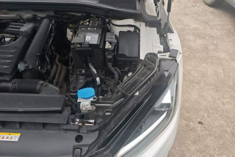 Used Volkswagen Lamando 2023 Lavida L 280TSI DSG Cool & Spicy Edition Engine Bay Left
