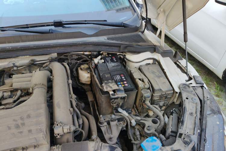 Used Volkswagen Lamando 2023 Lavida L 280TSI DSG Cool & Spicy Edition Engine Bay Left