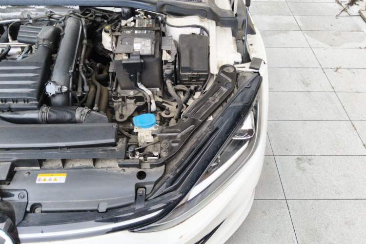 Used Volkswagen Lamando 2023 Lavida L 280TSI DSG Cool & Spicy Edition Engine Bay Left