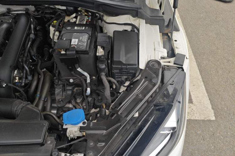 Used Volkswagen Lamando 2023 Lavida L 280TSI DSG Cool & Spicy Edition Engine Bay Left