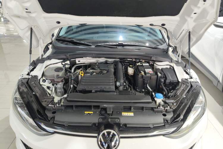 Used Volkswagen Lamando 2023 Lavida L 280TSI DSG Cool & Spicy Edition Engine Bay