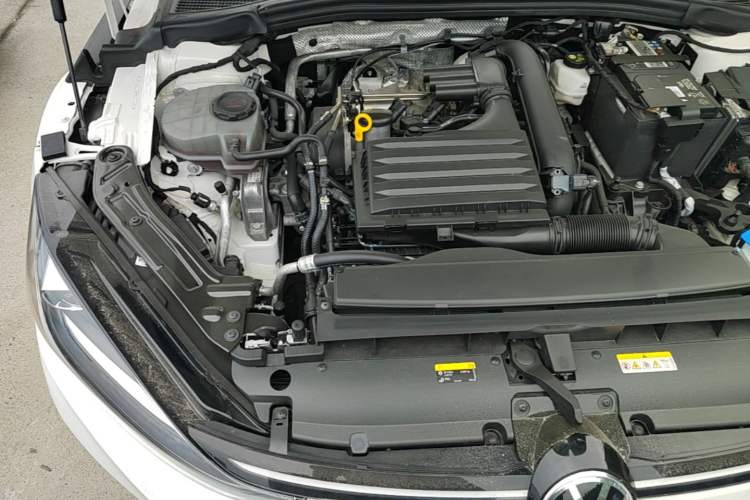 Used Volkswagen Lamando 2023 Lavida L 280TSI DSG Cool & Spicy Edition Engine Bay Right