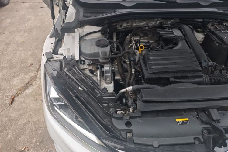 Used Volkswagen Lamando 2023 Lavida L 280TSI DSG Cool & Spicy Edition Engine Bay Right