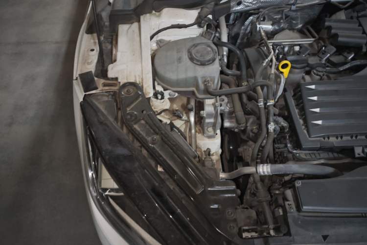 Used Volkswagen Lamando 2023 Lavida L 280TSI DSG Spicy Edition Engine Bay Right