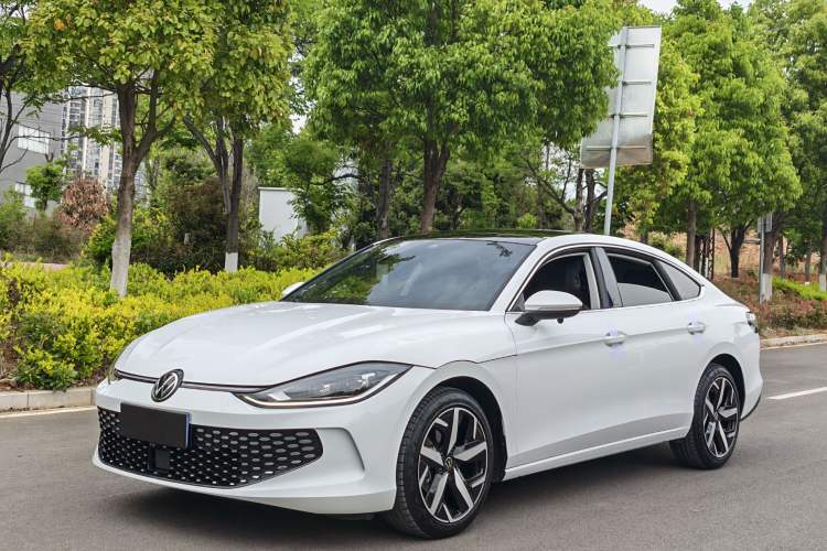 Used Volkswagen Lamando 2023 Lavida L 280TSI DSG Cool & Spicy Edition Exterior 1