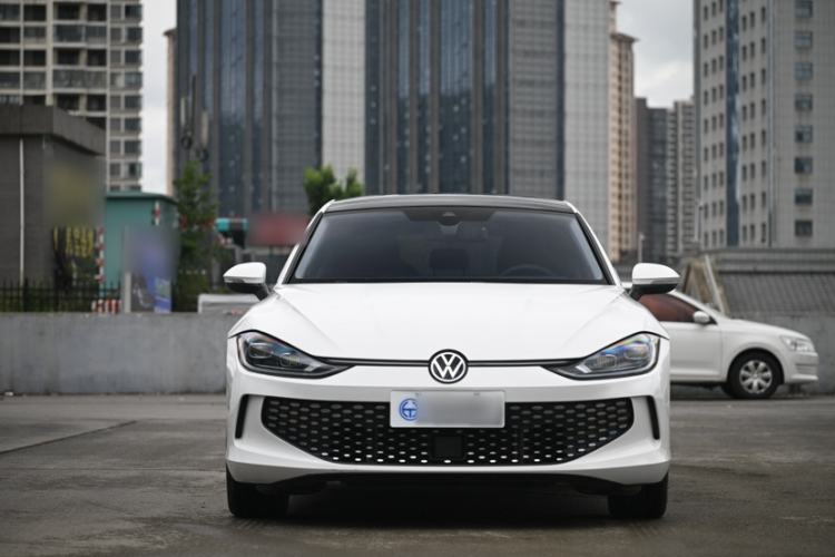 Used Volkswagen Lamando 2023 Lavida L 280TSI DSG Cool & Spicy Edition Exterior 1