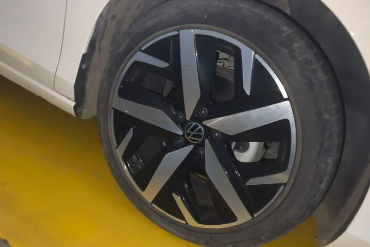 Used Volkswagen Lamando 2023 Lavida L 280TSI DSG Cool & Spicy Edition Exterior 1