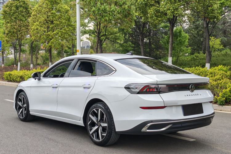Used Volkswagen Lamando 2023 Lavida L 280TSI DSG Cool & Spicy Edition Exterior 3