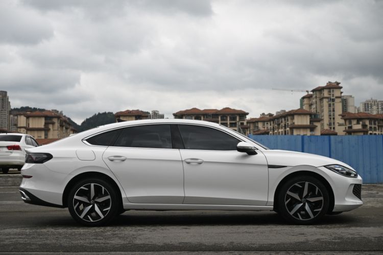 Used Volkswagen Lamando 2023 Lavida L 280TSI DSG Cool & Spicy Edition Exterior 3