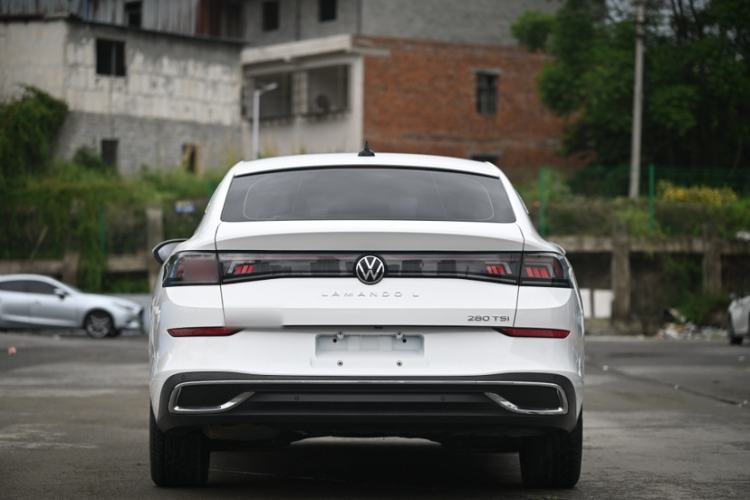 Used Volkswagen Lamando 2023 Lavida L 280TSI DSG Cool & Spicy Edition Exterior 6