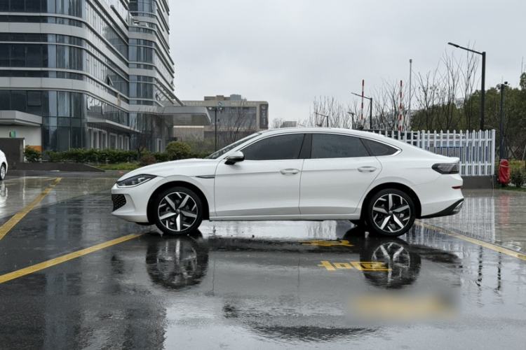 Used Volkswagen Lamando 2023 Lavida L 280TSI DSG Cool & Spicy Edition Exterior 8