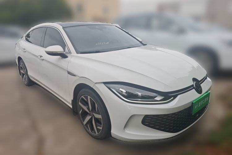 Used Volkswagen Lamando 2023 Lavida L 280TSI DSG Cool & Spicy Edition Front Right 45 Deg