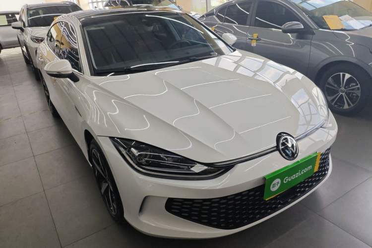 Used Volkswagen Lamando 2023 Lavida L 280TSI DSG Cool & Spicy Edition Front Right 45 Deg