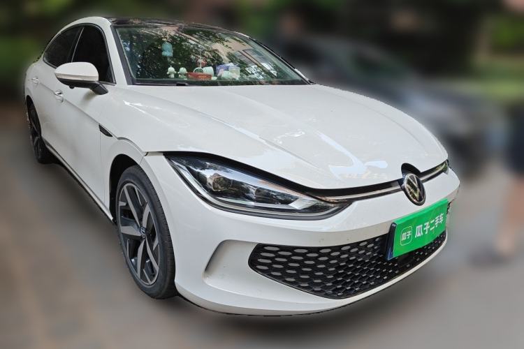 Used Volkswagen Lamando 2023 Lavida L 280TSI DSG Cool & Spicy Edition Front Right 45 Deg