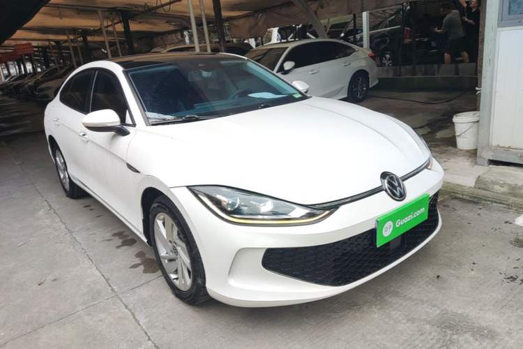Used Volkswagen Lamando 2023 Lavida L 280TSI DSG Spicy Edition Front Right 45 Deg