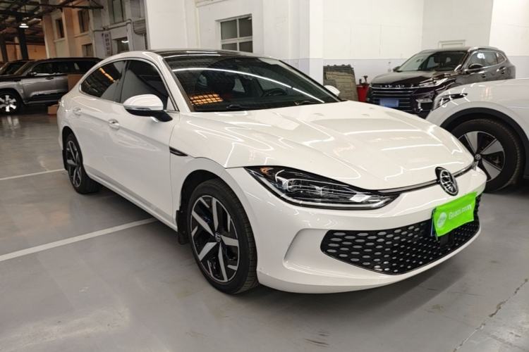 Used Volkswagen Lamando 2023 Lavida L 280TSI DSG Cool & Spicy Edition Front Right 45 Deg