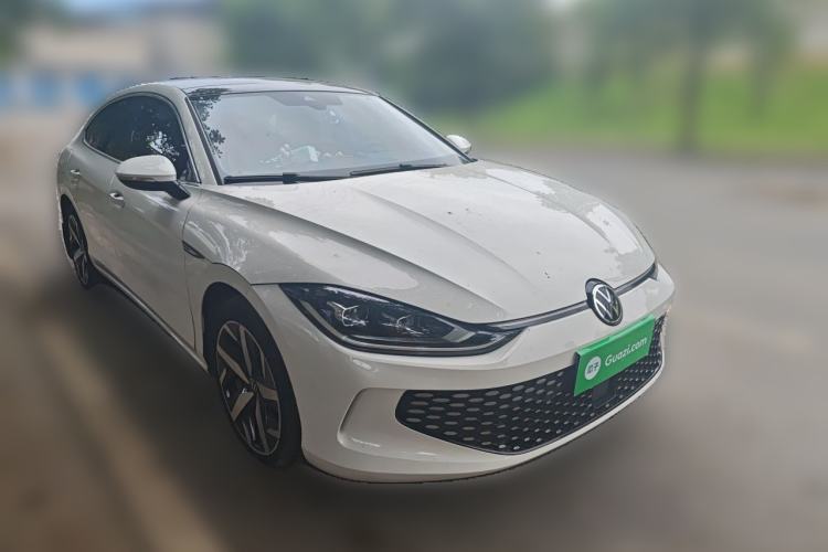Used Volkswagen Lamando 2023 Lavida L 280TSI DSG Cool & Spicy Edition Front Right 45 Deg