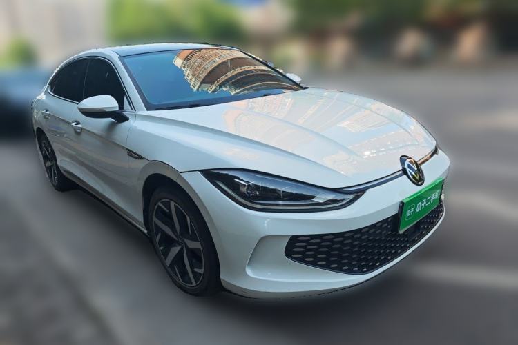 Used Volkswagen Lamando 2023 Lavida L 280TSI DSG Cool & Spicy Edition Front Right 45 Deg