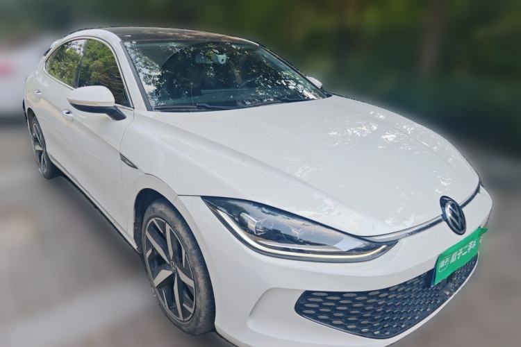 Used Volkswagen Lamando 2023 Lavida L 280TSI DSG Cool & Spicy Edition Front Right 45 Deg